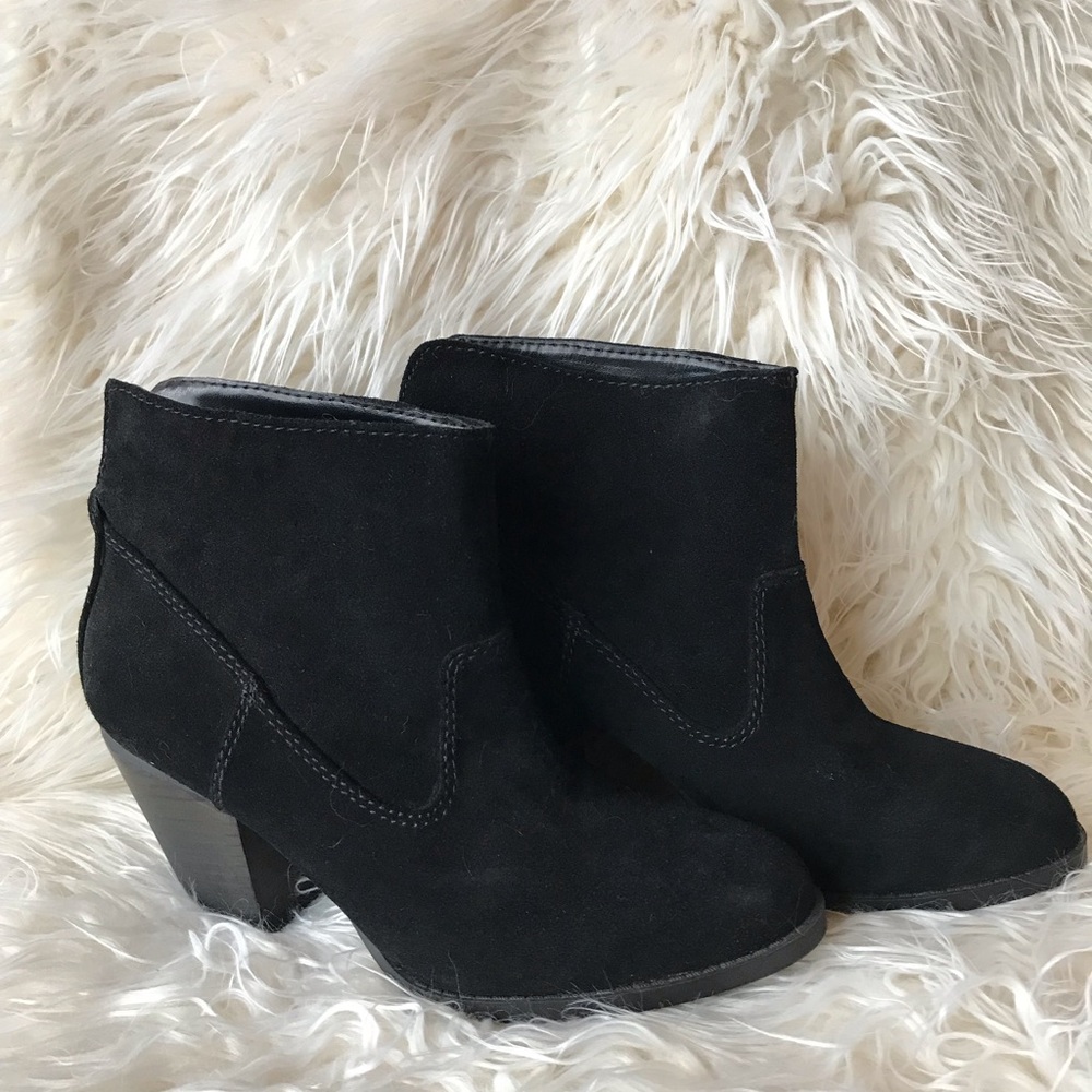 Nine West suede booties